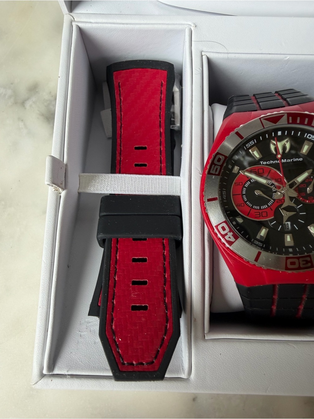 Technomarine Men’s Red and Black Sport Chronograph Watch with Extra Straps - Picture 7 of 10